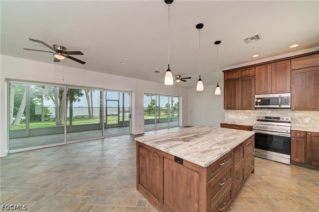 3 Bed Waterfront Home for Sale in Englewood, photo 17