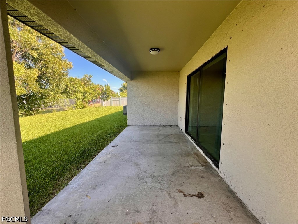 3 Bed Duplex for Sale in Cape Coral, photo 17