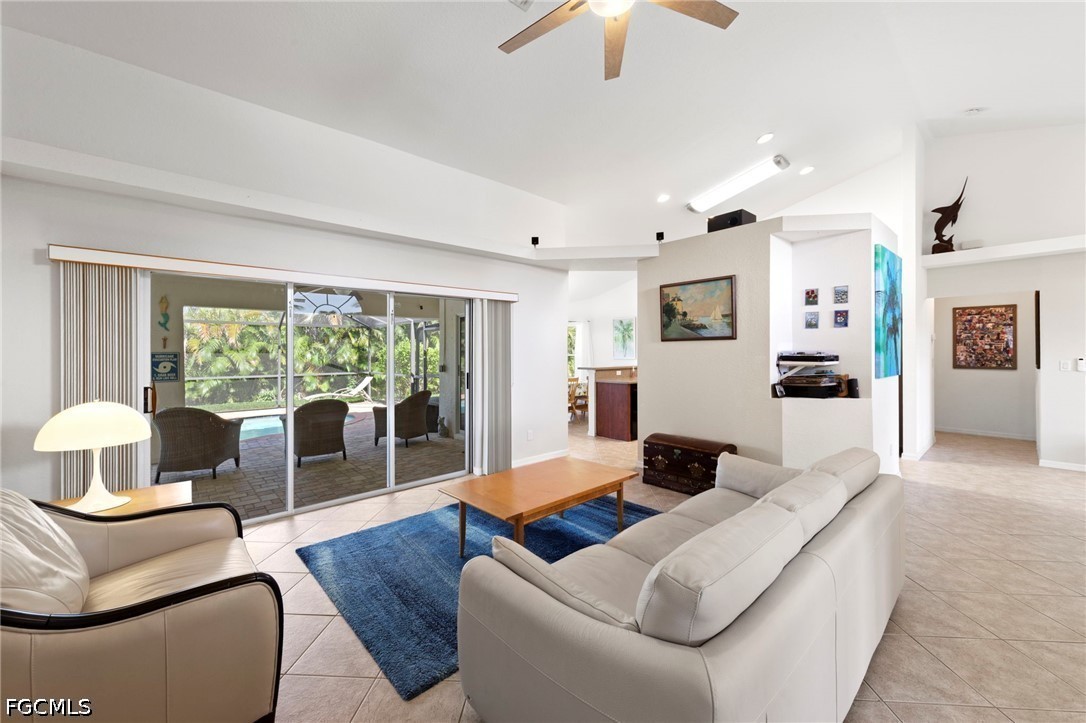 3 Bed Pool Home for Sale in Cape Coral, photo 17