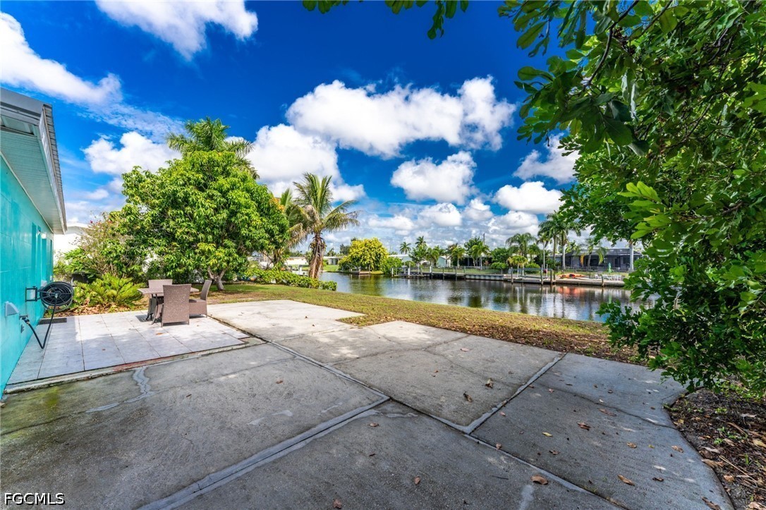 2 Bed Waterfront Home for Sale in Port Charlotte, photo 17