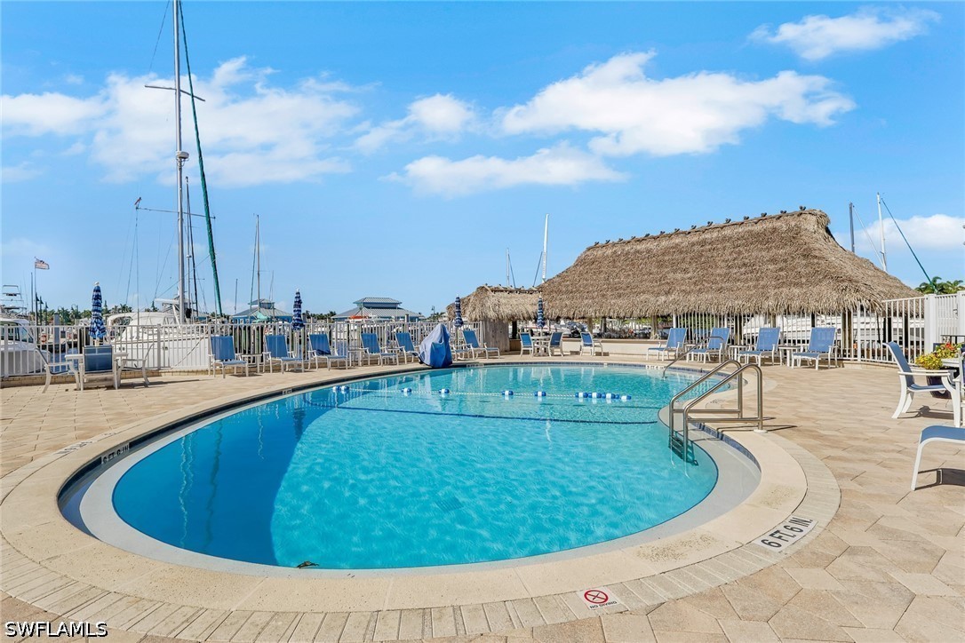 Waterfront Home for Sale in Cove Inn, photo 17