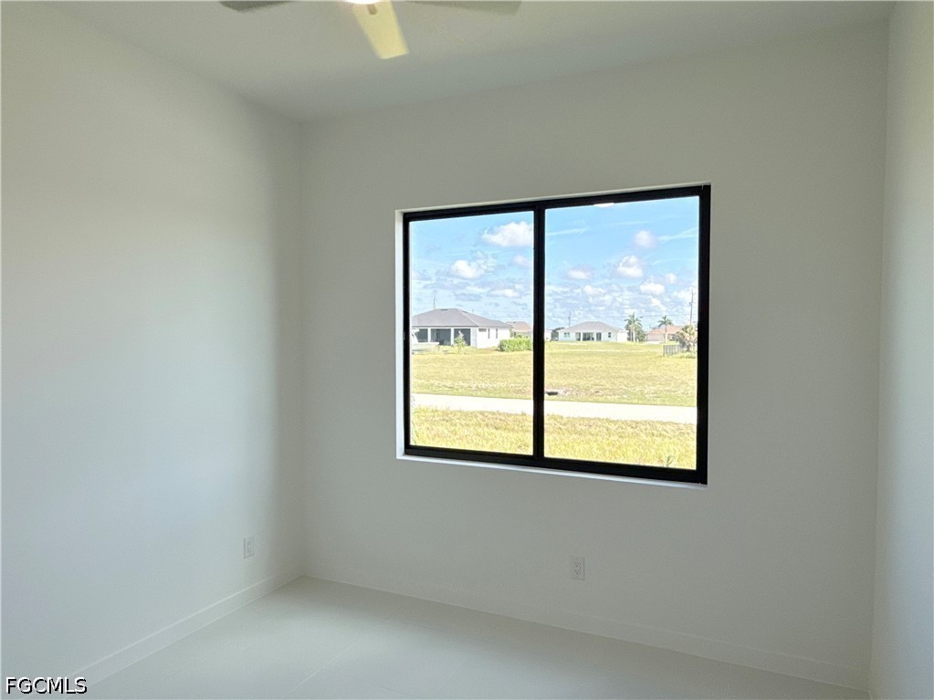 4 Bed SingleFamilyResidence for Sale in Cape Coral, photo 17