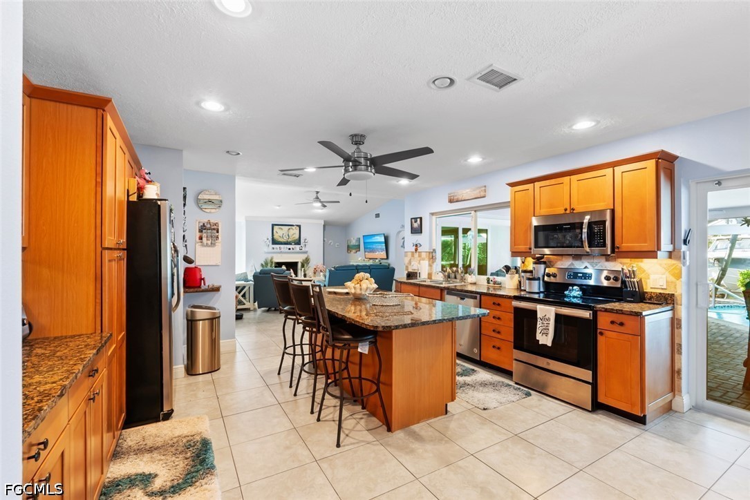 3 Bed Pool Home for Sale in Cape Coral, photo 17