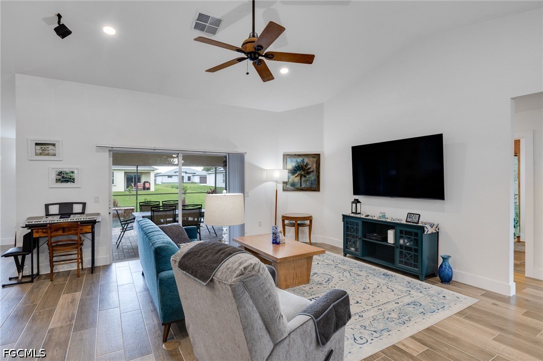 3 Bed Pool Home for Sale in Lehigh Acres, photo 17