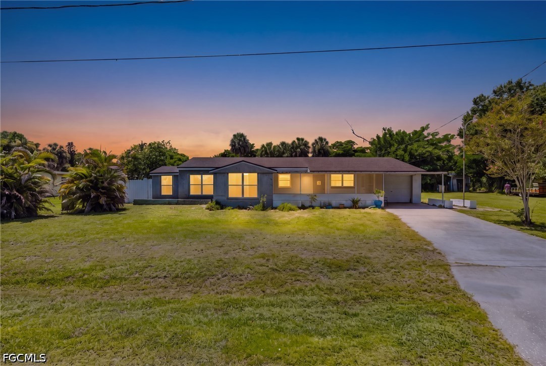 3 Bed SingleFamilyResidence for Sale in Fort Myers, photo 17