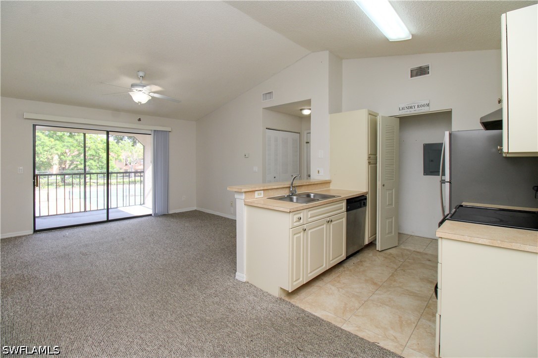 1 Bed Condominium for Sale in Oasis, photo 17