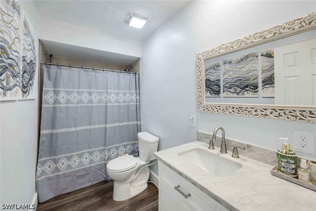 3 Bed SingleFamilyResidence for Sale in Bonita Springs, photo 17