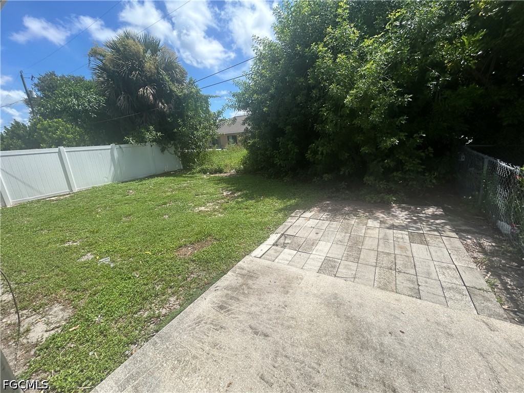 3 Bed Duplex for Sale in Cape Coral, photo 17