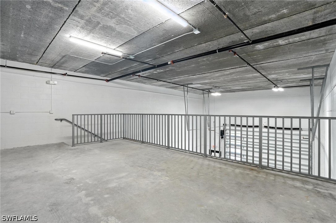 Office for Sale in Fort Myers, photo 17