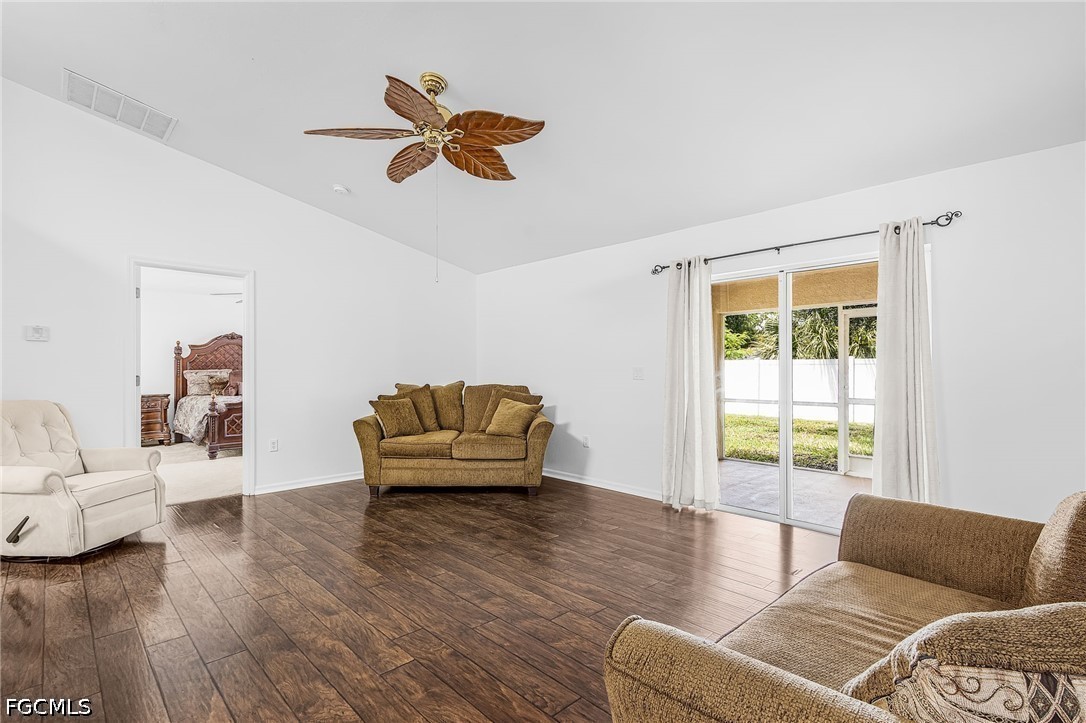 3 Bed SingleFamilyResidence for Sale in Hawk'S Preserve, photo 17