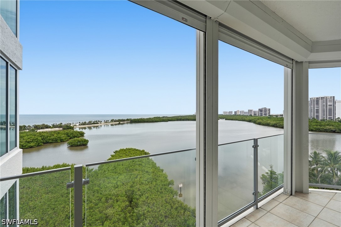 3 Bed Waterfront Home for Sale in Naples, photo 17