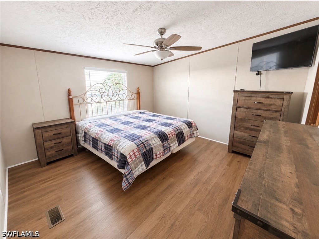 3 Bed ManufacturedHome for Sale in Imperial Harbor, photo 17