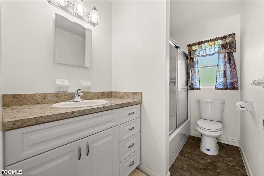 3 Bed SingleFamilyResidence for Sale in Fort Myers, photo 17