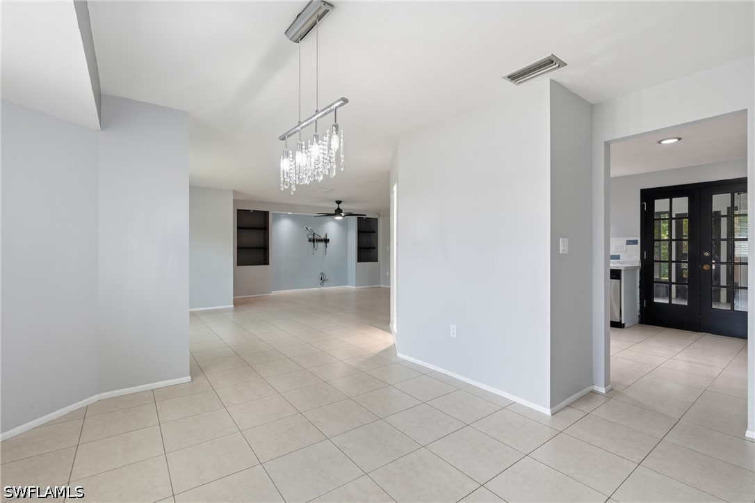 3 Bed SingleFamilyResidence for Sale in Naples, photo 17