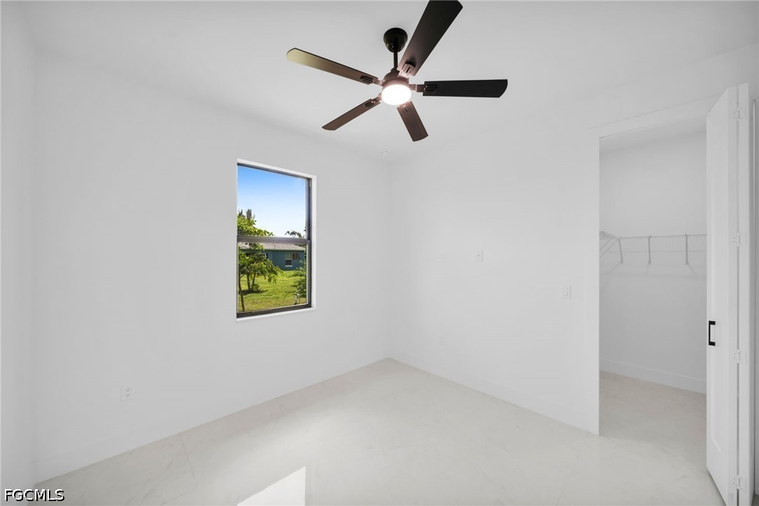 3 Bed SingleFamilyResidence for Sale in Cape Coral, photo 17