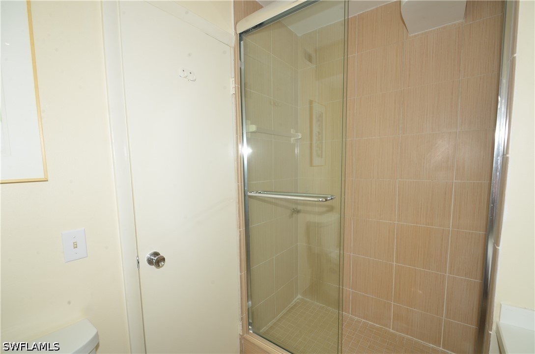 1 Bed Condominium for Sale in Venetian Bayview, photo 17