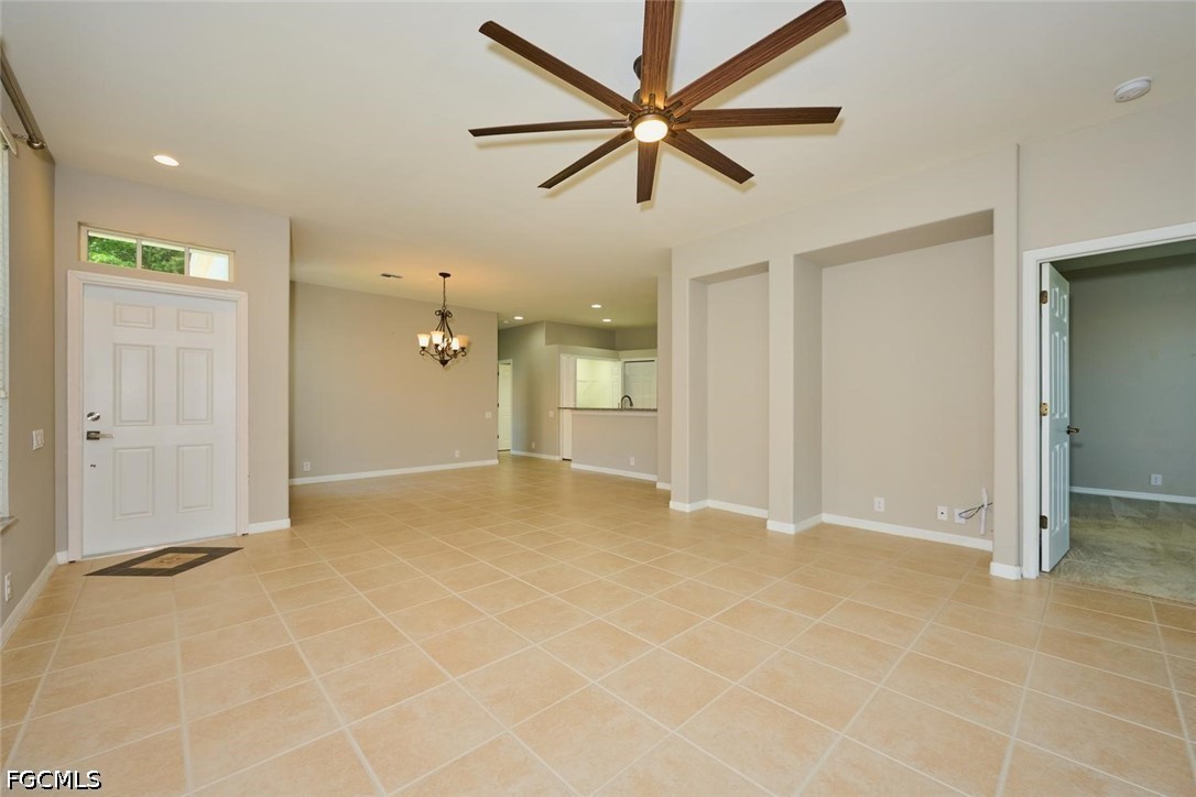 2 Bed Waterfront Home for Sale in Fort Myers, photo 17