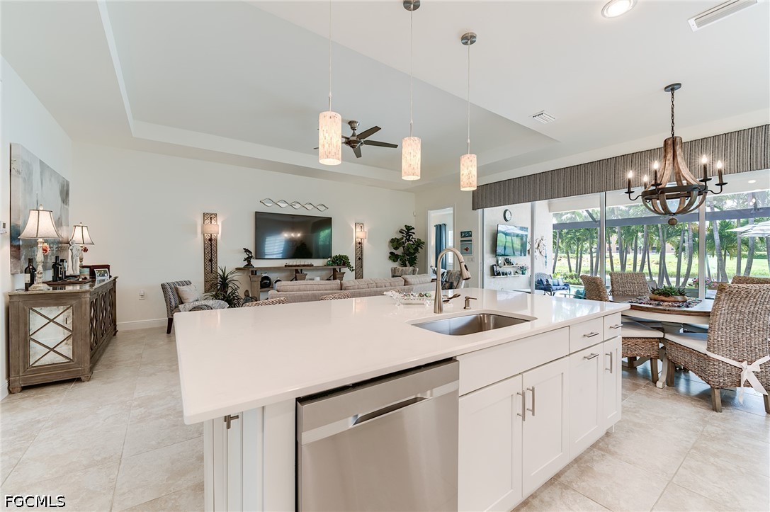 3 Bed Pool Home for Sale in Carena, photo 17