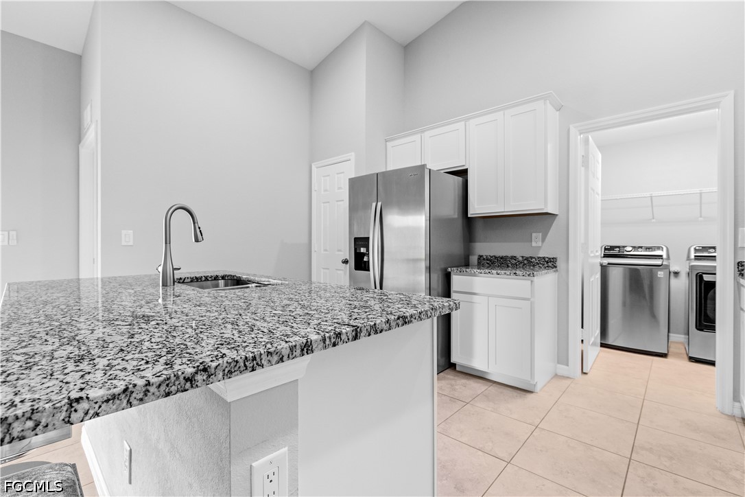 4 Bed SingleFamilyResidence for Sale in Cape Coral, photo 17