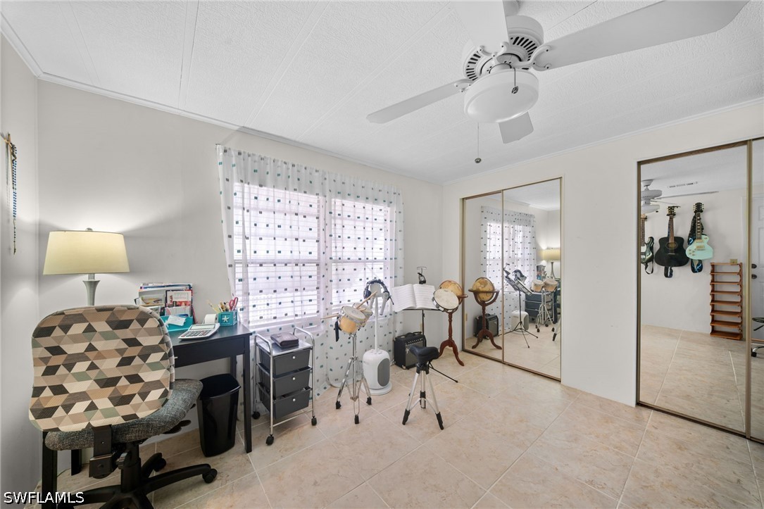 2 Bed ManufacturedHome for Sale in Naples, photo 17