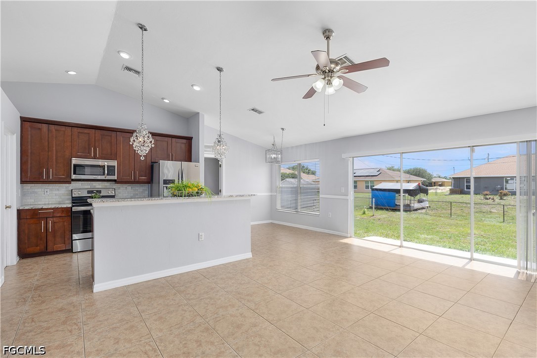 3 Bed SingleFamilyResidence for Sale in Lehigh Acres, photo 17