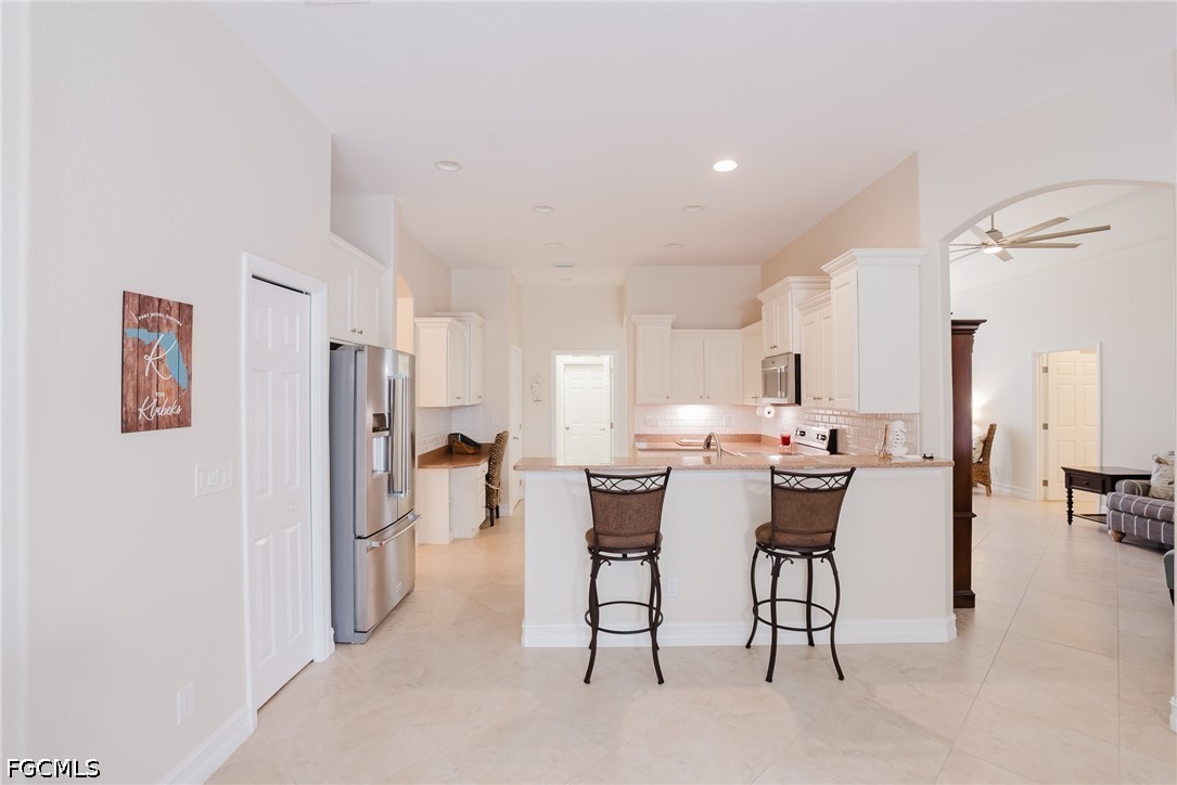 3 Bed Pool Home for Sale in Stoneybrook, photo 17