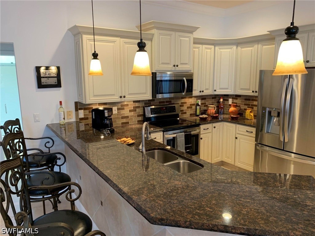 4 Bed Pool Home for Sale in Lely Island Estates, photo 17