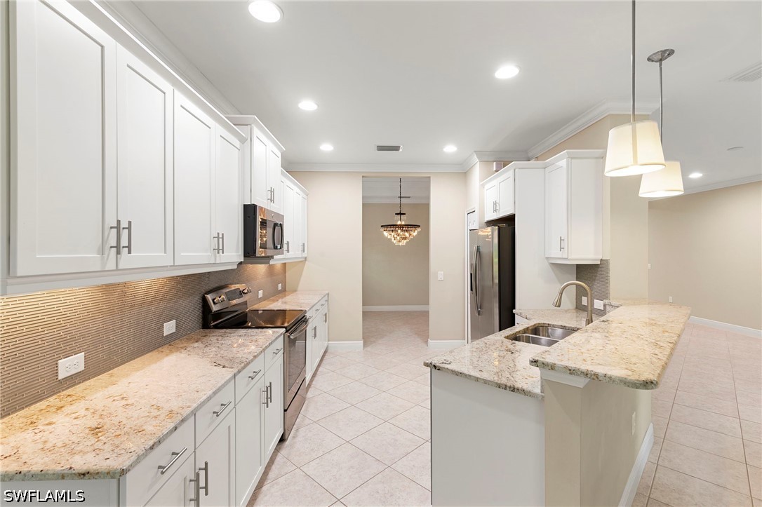3 Bed SingleFamilyResidence for Sale in Naples, photo 17