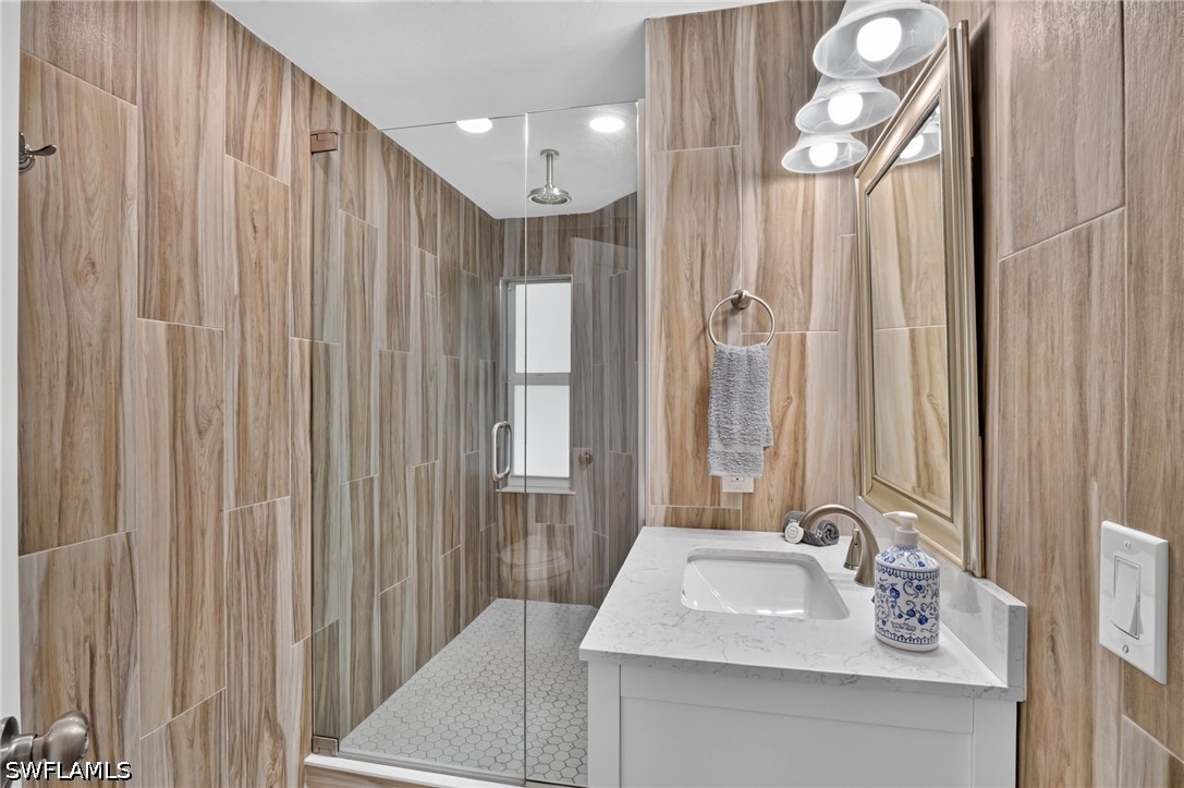 4 Bed Duplex for Sale in Naples Park, photo 17