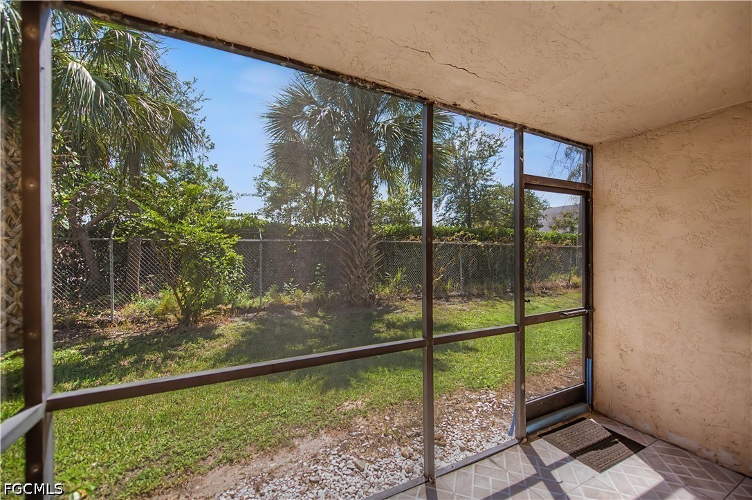 2 Bed Condominium for Sale in Fort Myers, photo 17