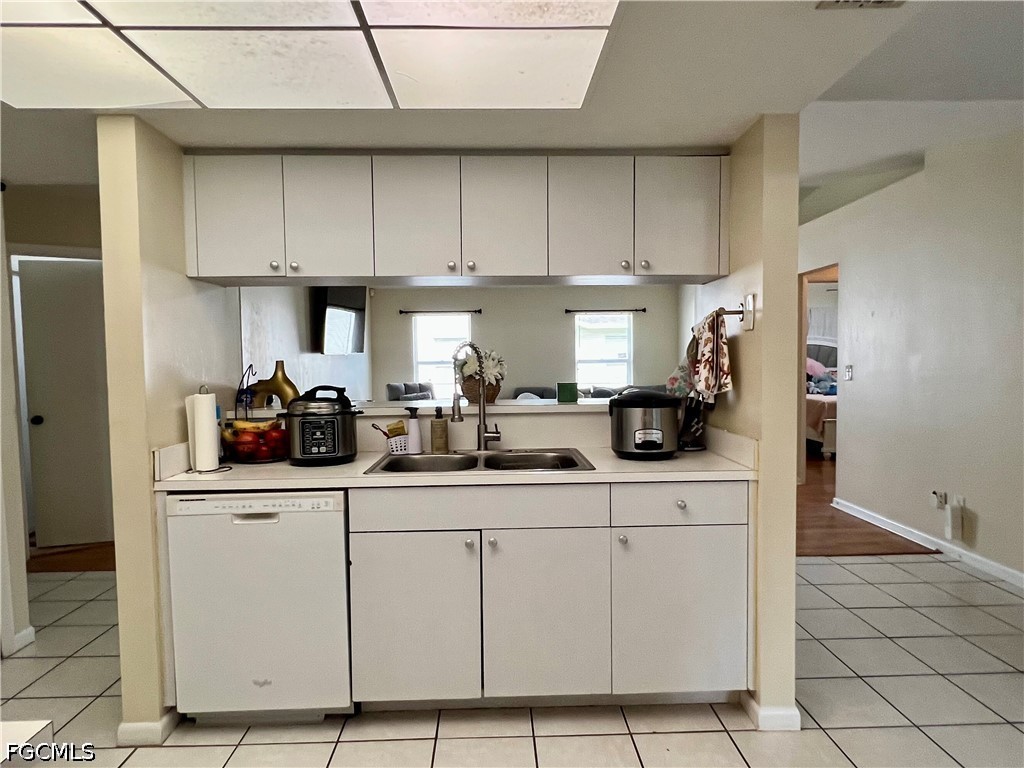 3 Bed SingleFamilyResidence for Sale in Cape Coral, photo 17