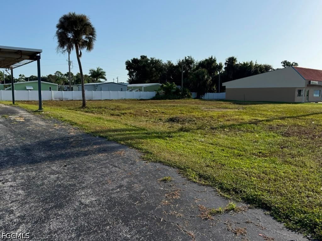 Retail for Sale in North Fort Myers, photo 17