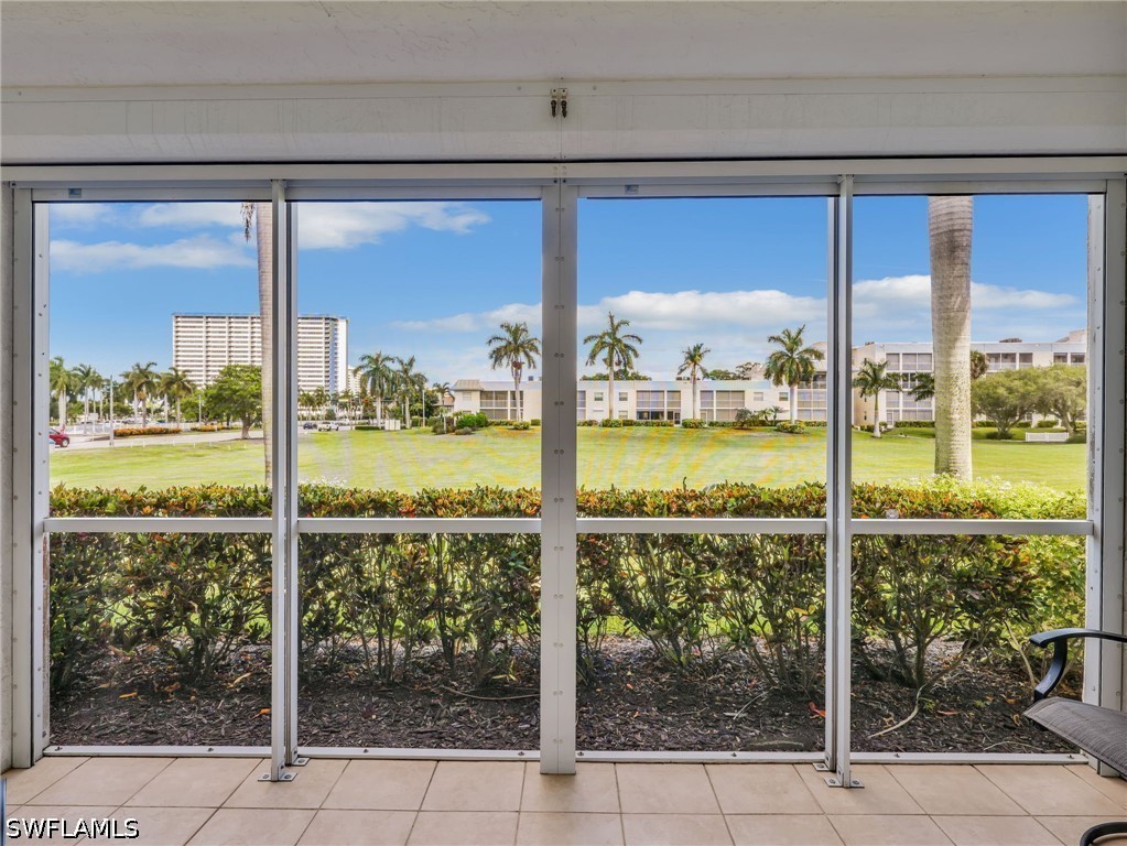 2 Bed Condominium for Sale in Sands Of Marco, photo 17