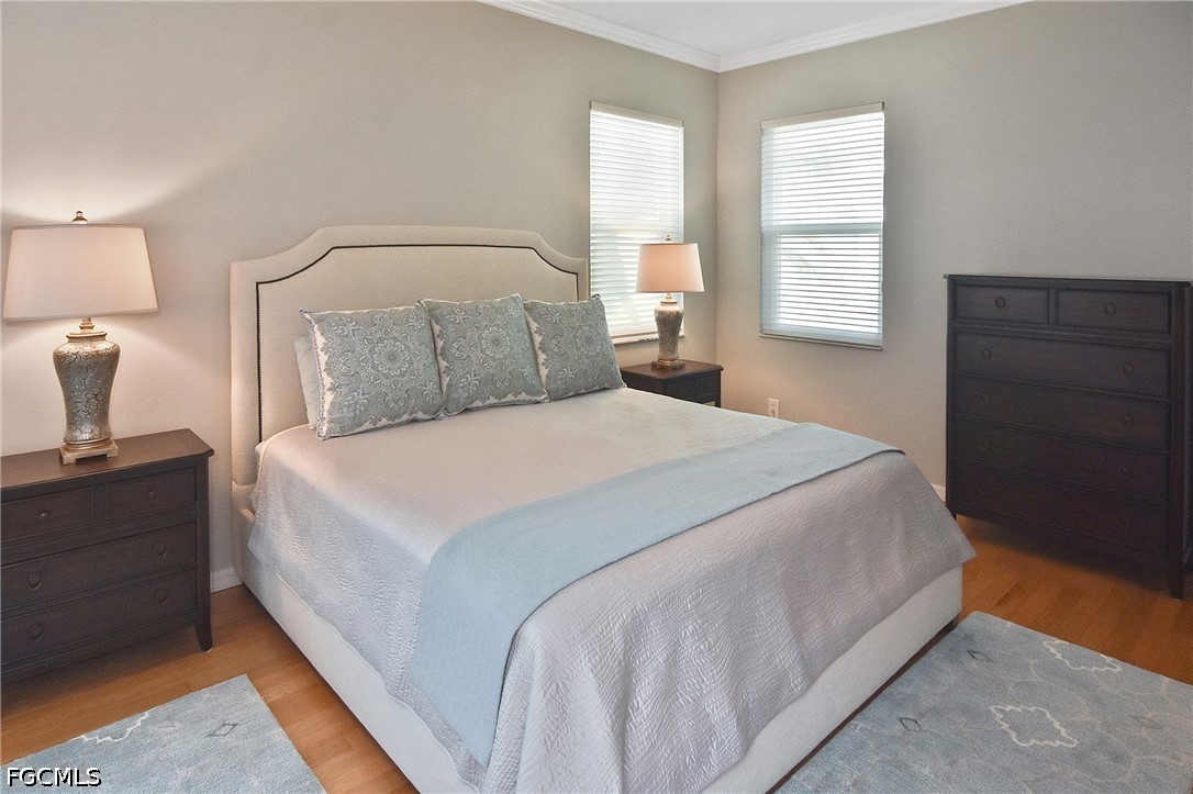 2 Bed Waterfront Home for Sale in Lakemont, photo 17