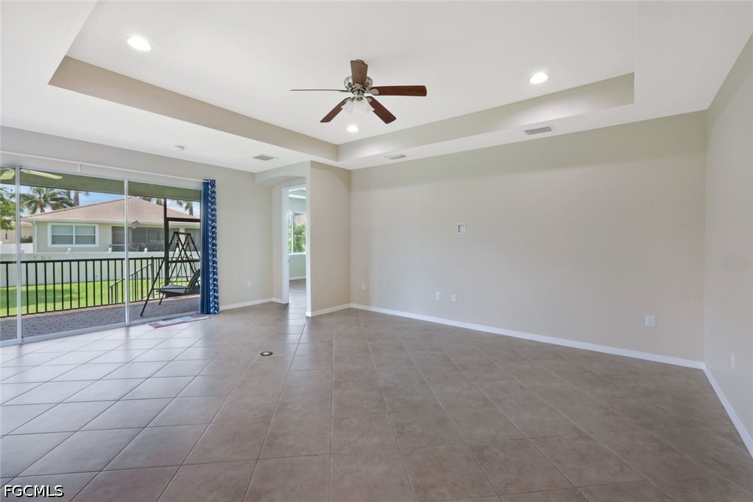 3 Bed SingleFamilyResidence for Sale in Banyan Bay, photo 17