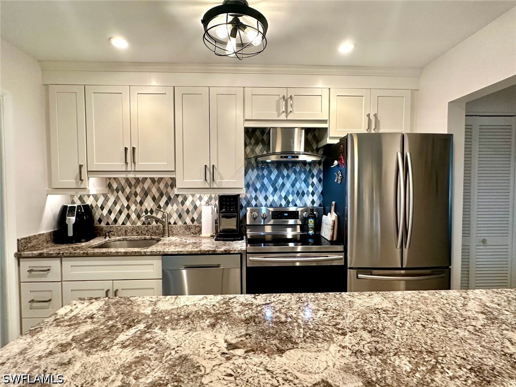 1 Bed Condominium for Sale in Naples, photo 17