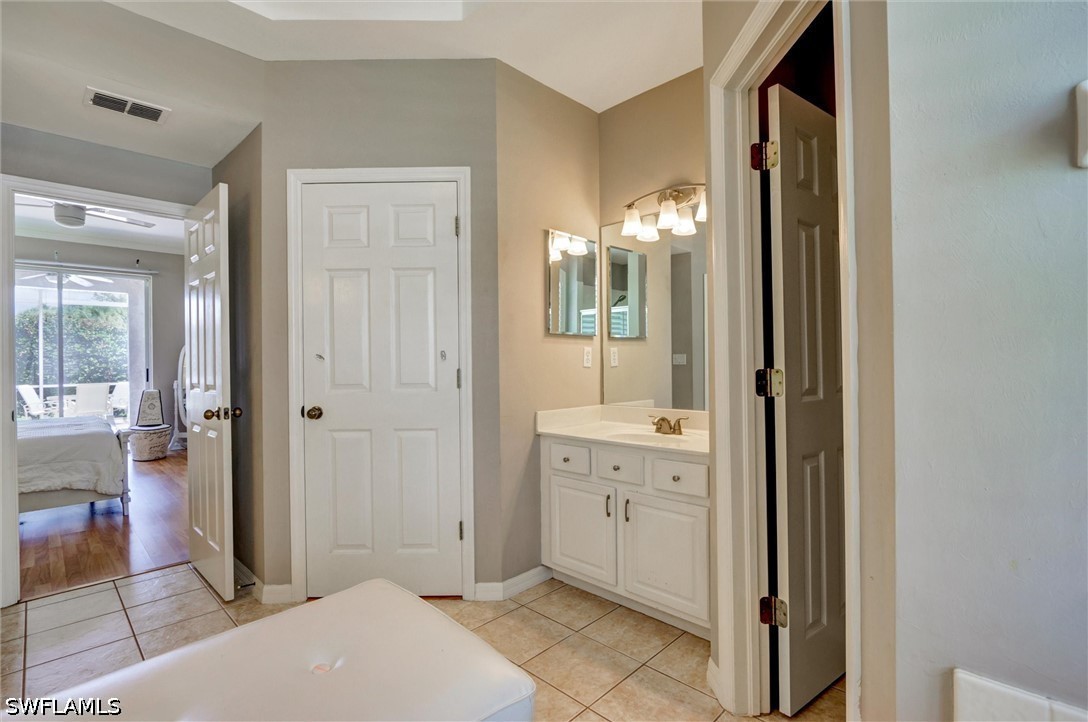 3 Bed SingleFamilyResidence for Sale in Colony Lakes, photo 17