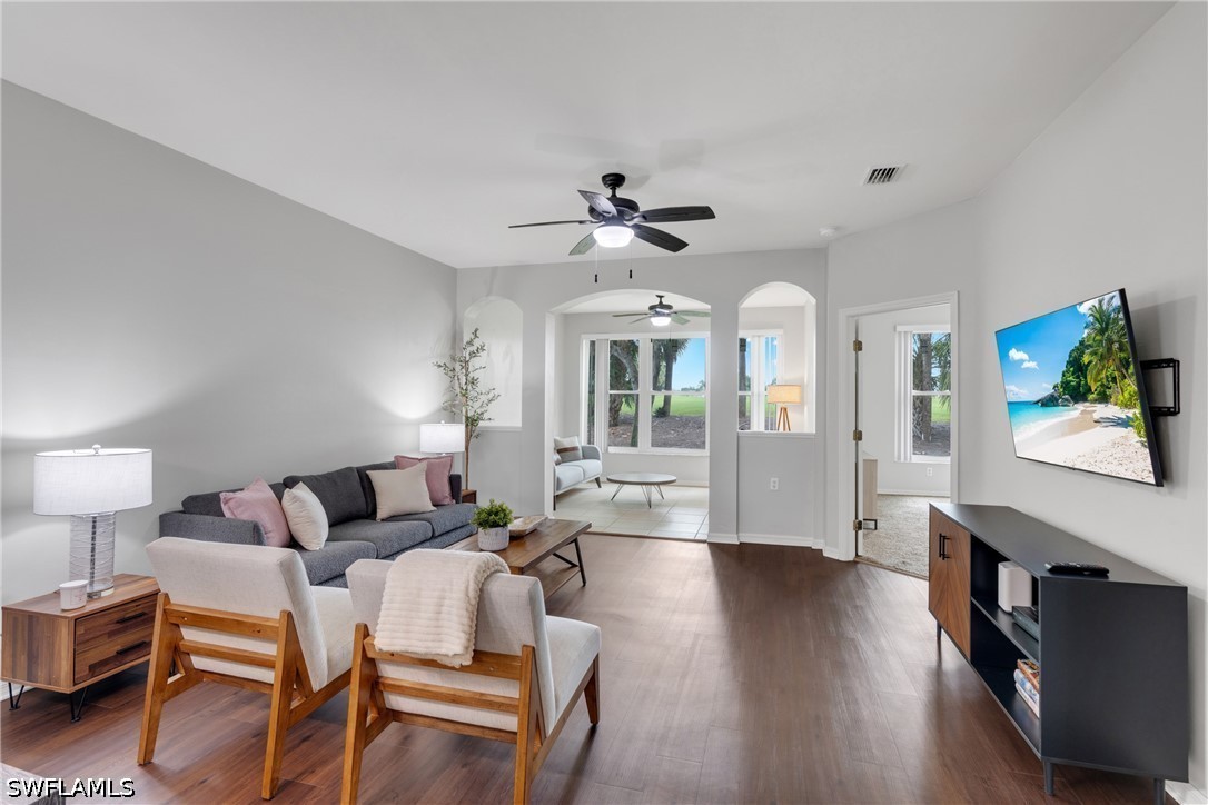 2 Bed Condominium for Sale in Naples, photo 17