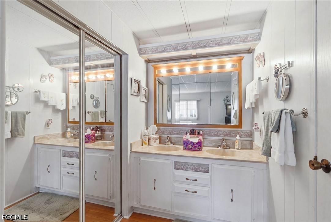 2 Bed ManufacturedHome for Sale in Carriage Village, photo 17