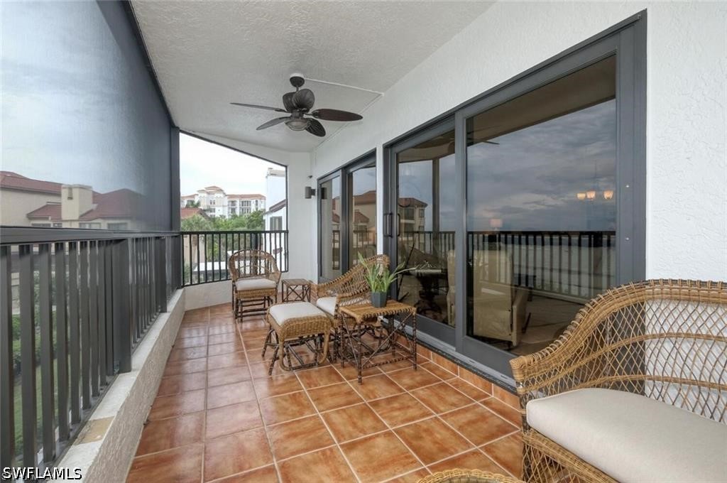 2 Bed Waterfront Home for Sale in La Peninsula, photo 17