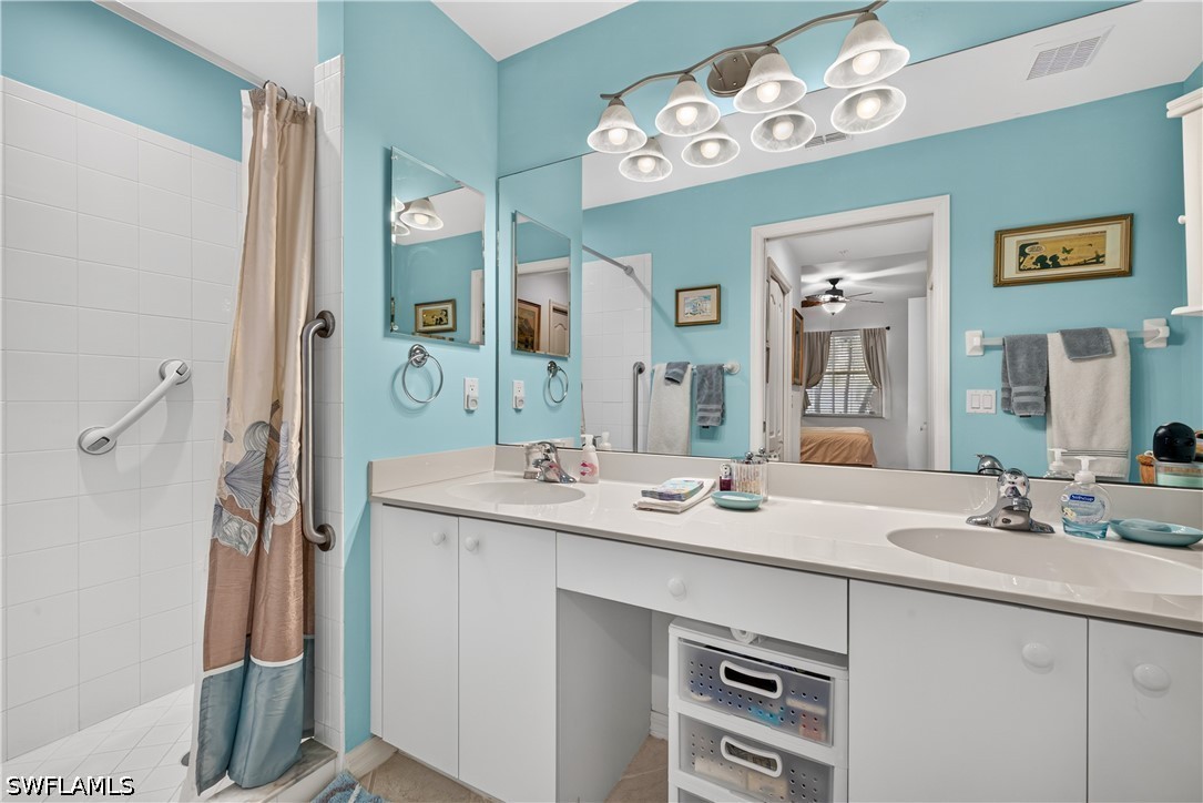 2 Bed Waterfront Home for Sale in Naples, photo 17