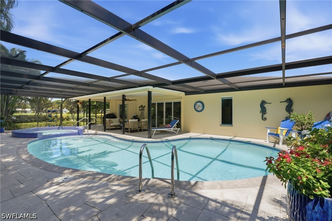 3 Bed Pool Home for Sale in Lakewood, photo 17