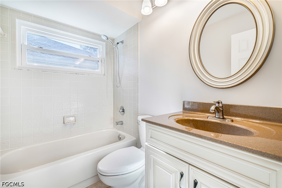 3 Bed Pool Home for Sale in Estero, photo 17