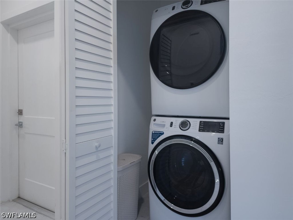 2 Bed Condominium for Sale in Bonita Springs, photo 17