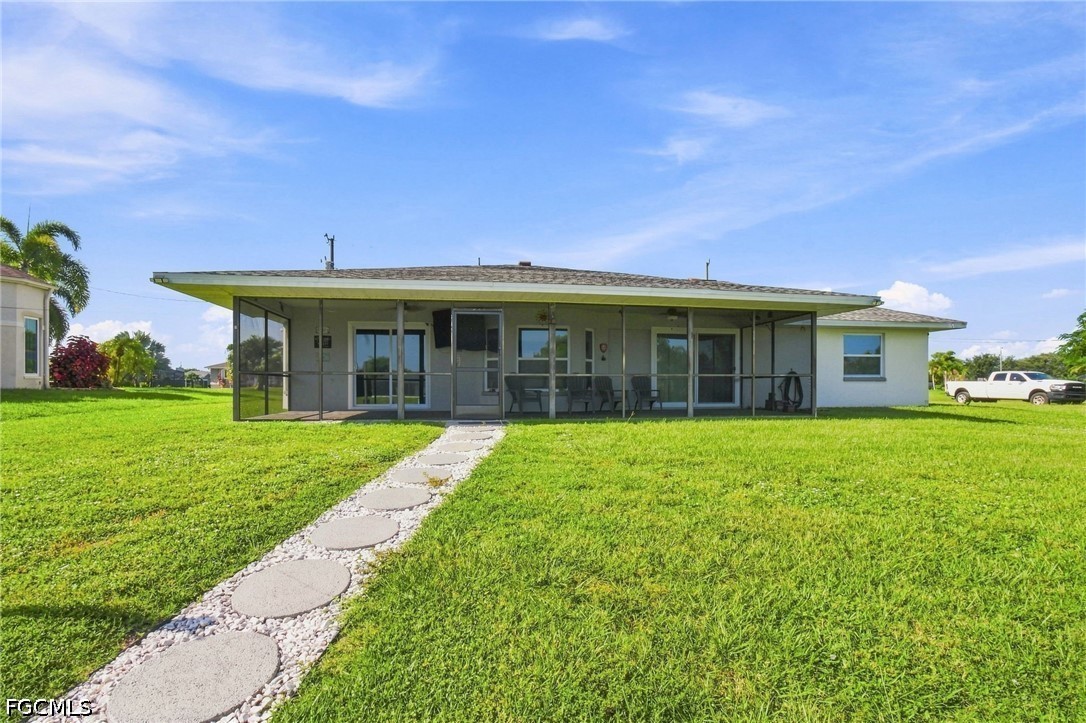 3 Bed Waterfront Home for Sale in Cape Coral, photo 17
