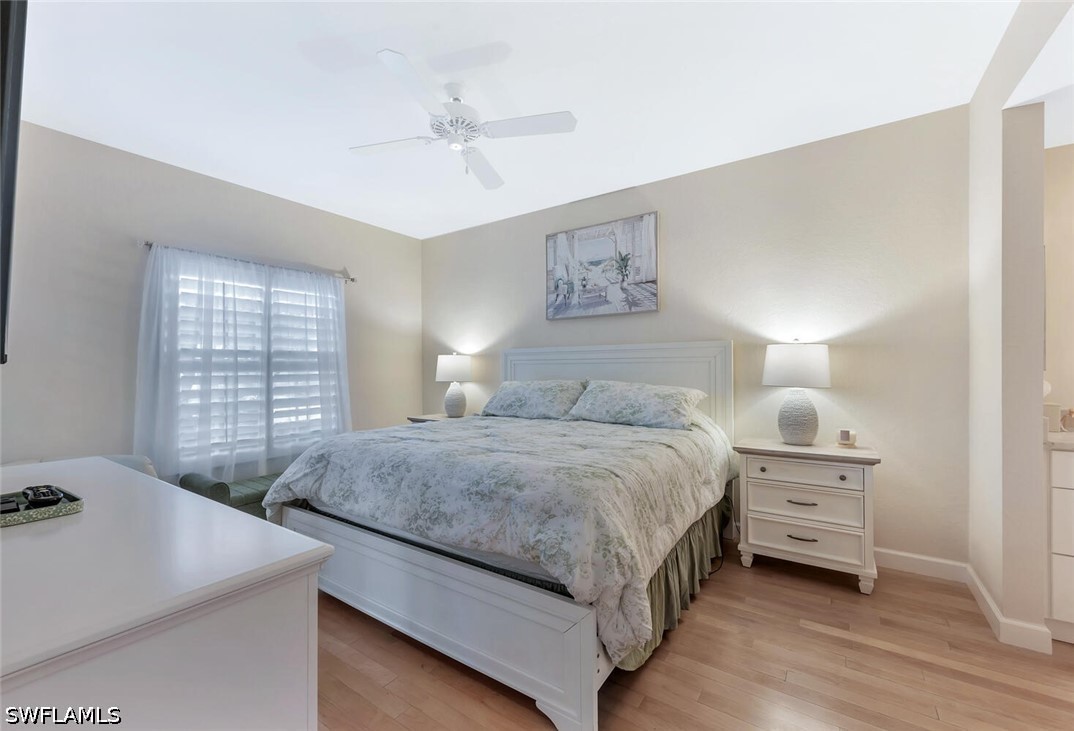 2 Bed Waterfront Home for Sale in Naples, photo 17