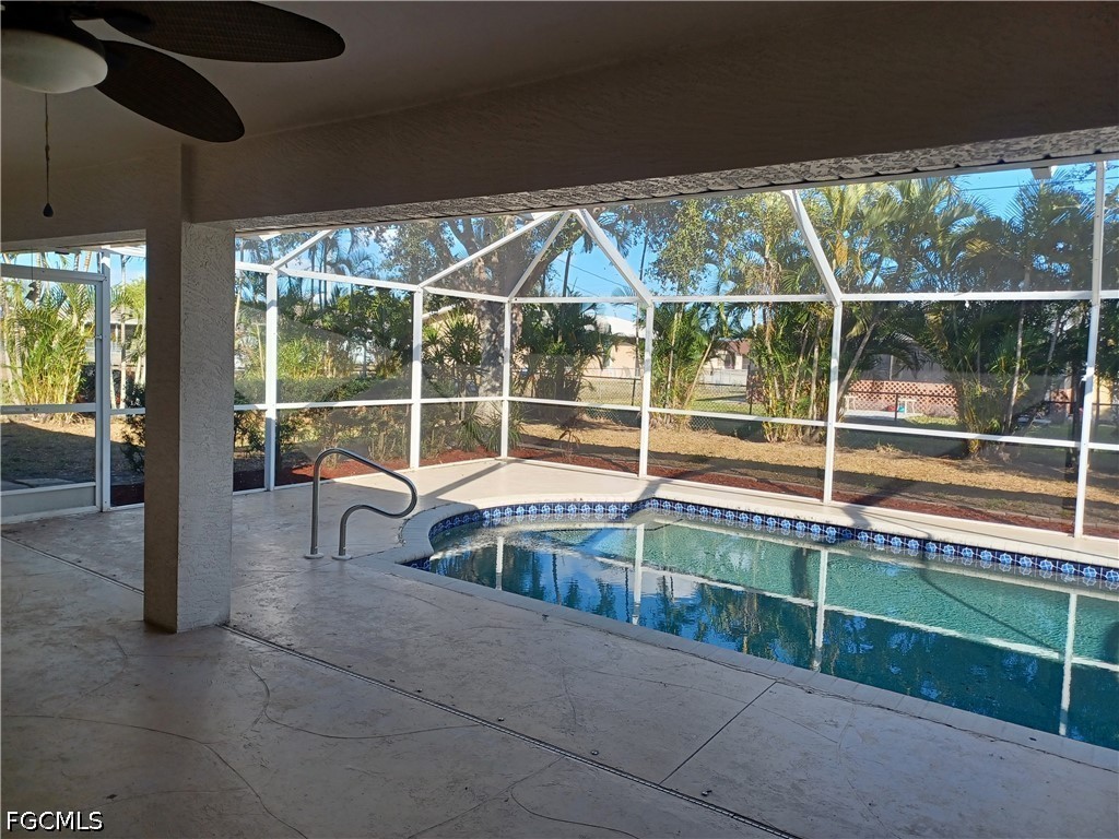 3 Bed Pool Home for Sale in Cape Coral, photo 17