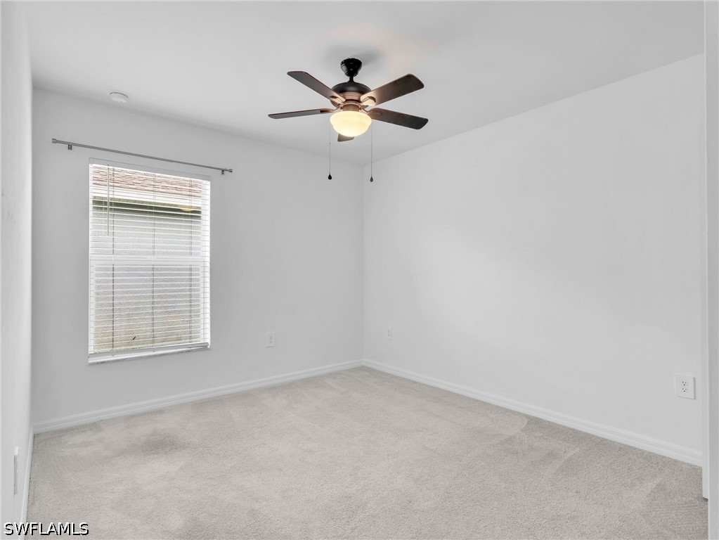 3 Bed SingleFamilyResidence for Sale in Savanna Lakes, photo 17