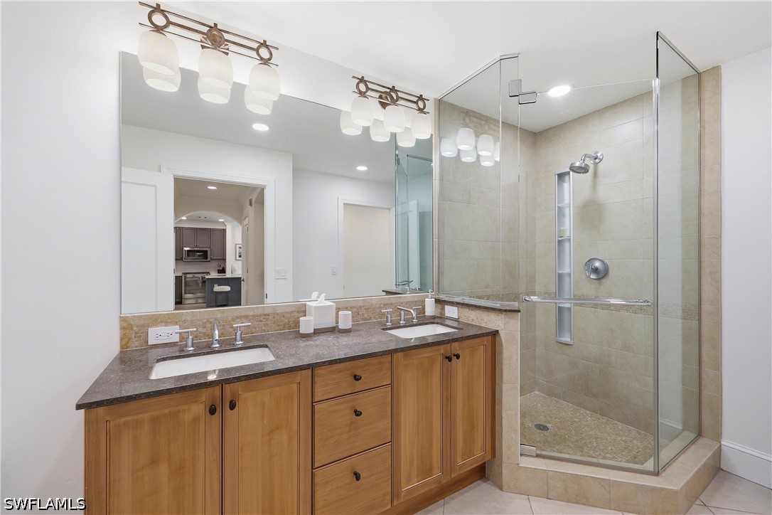 2 Bed Condominium for Sale in The Strada, photo 17