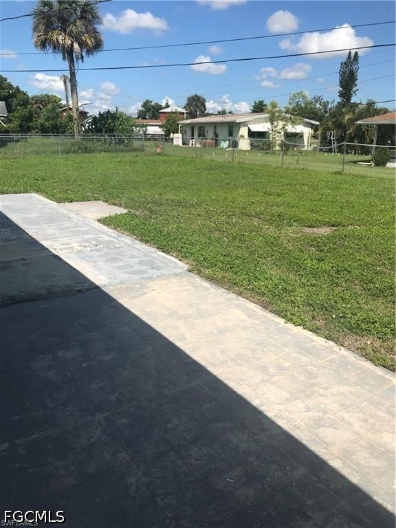 3 Bed SingleFamilyResidence for Sale in Lehigh Acres, photo 17